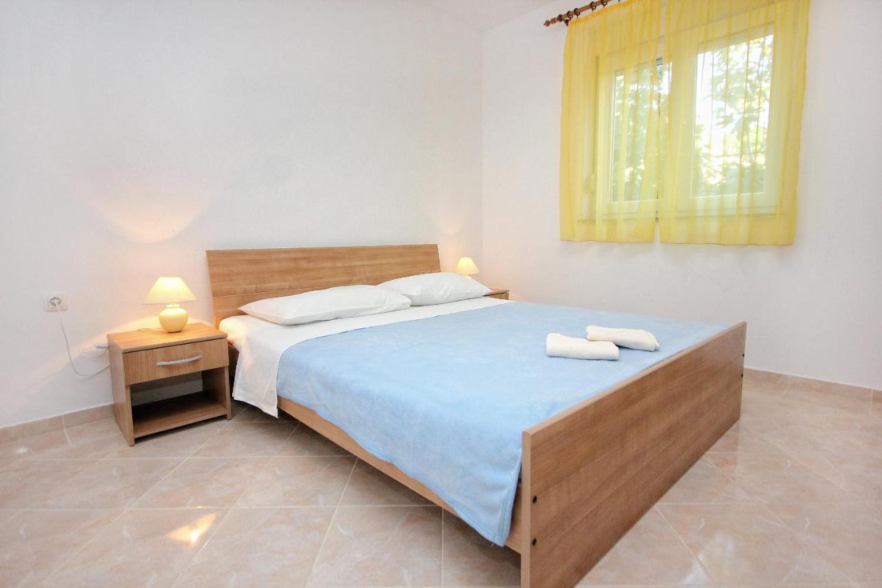 Apartments By The Sea Vlasici, Pag - 9324 Exteriör bild