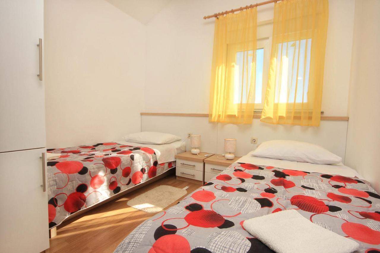 Apartments By The Sea Vlasici, Pag - 9324 Exteriör bild