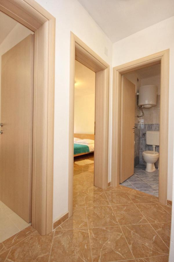 Apartments By The Sea Vlasici, Pag - 9324 Exteriör bild